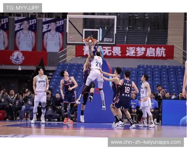 CBA赛场燃起中国篮球风采，cba篮球运动